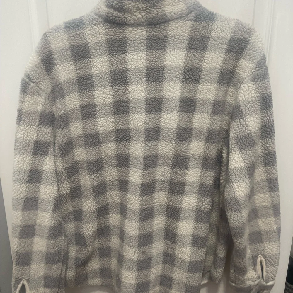 art class Fuzzy Gray and White Plaid Button Down Shirt - Picture 8 of 10